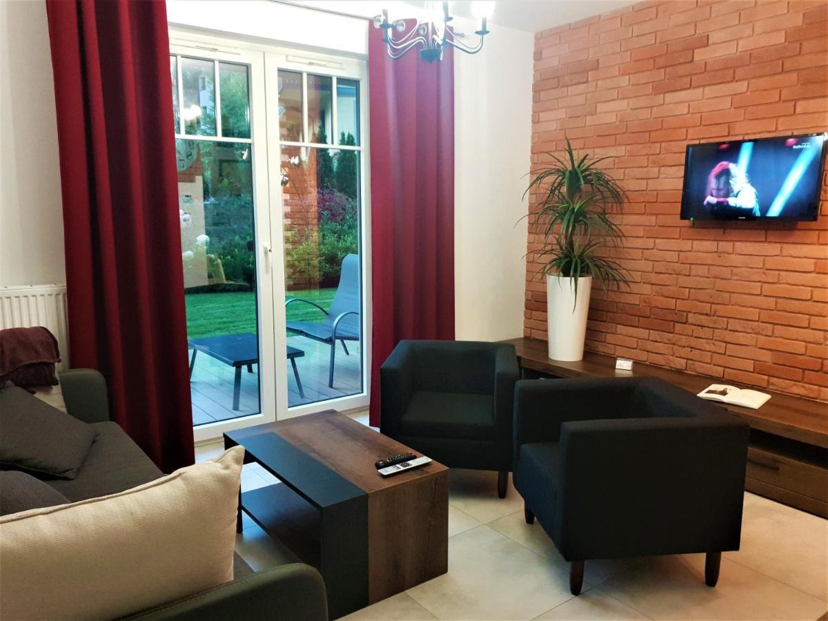 Lux Apartment Park ポラニツァ・ズドゥルイ エクステリア 写真